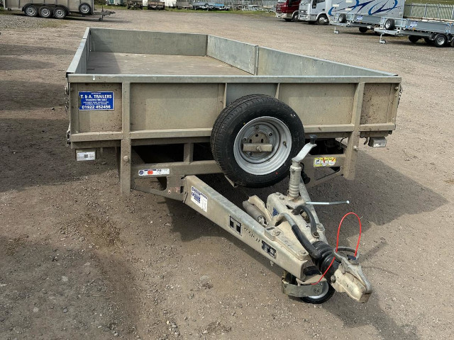 00 Used Trailers Awaiting photo placeholder