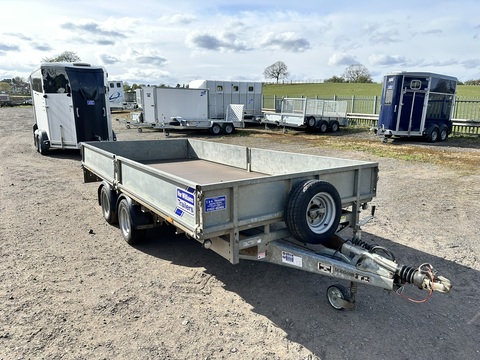 001 Used Trailers LM146