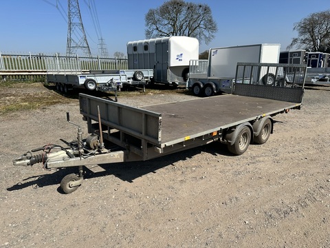 03 Used Trailers 2017 CT166