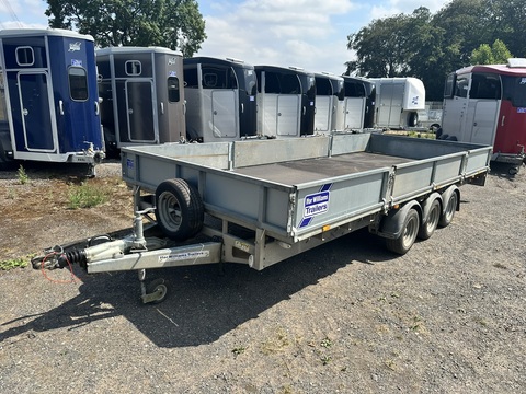 02 Used Trailers 2017 LM187