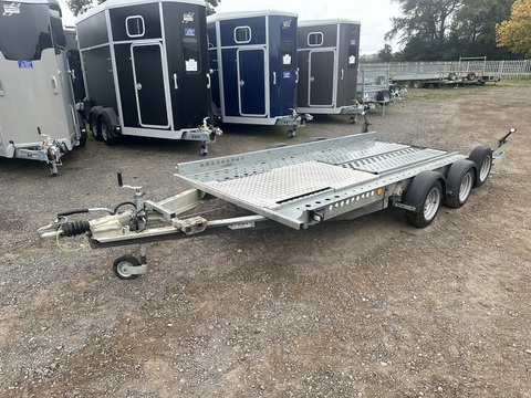 01 Used Trailers CT136